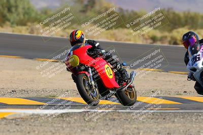 media/Oct-08-2022-SoCal Trackdays (Sat) [[1fc3beec89]]/Turn 10 (945am)/